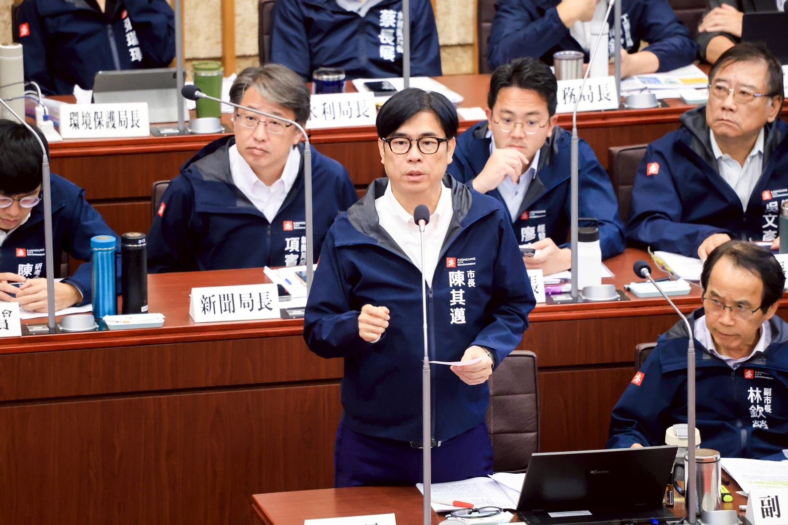 議員關心居住權議題 陳其邁：囤房稅挹注資源減輕市民負擔