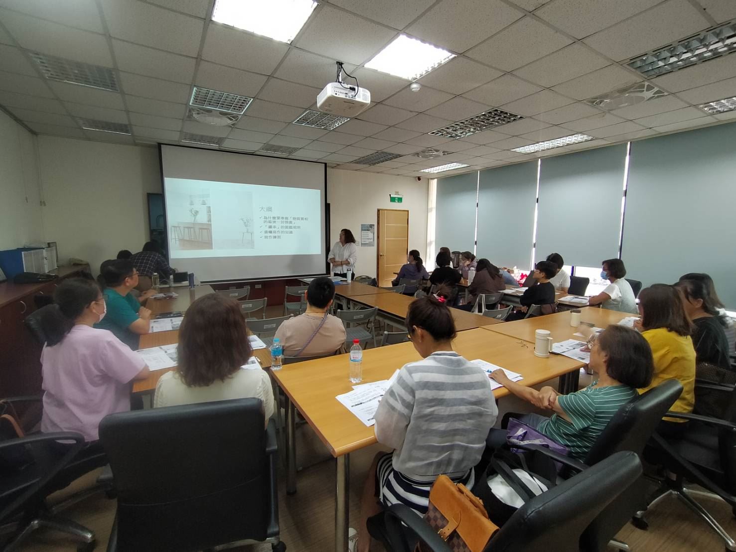 【代發美濃戶政事務所新聞稿】高雄市美濃、旗山及路竹戶政共同舉辦教育訓練 充實專業....