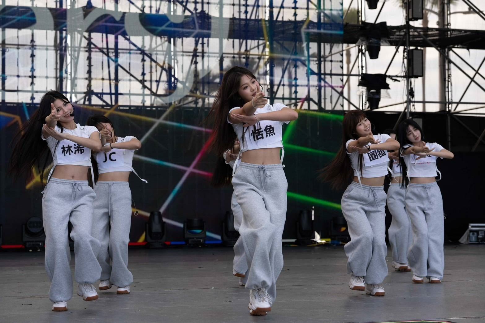 跨年倒數三天！Wing Stars彩排勁舞「加大」青春能量 會場周邊三階段交通管制、晚會轉播資訊一次看