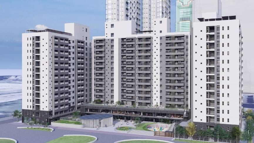 前鎮亞灣智慧公宅上樑 634戶社宅115年10月底前取得使用執照並同步展開招租作....