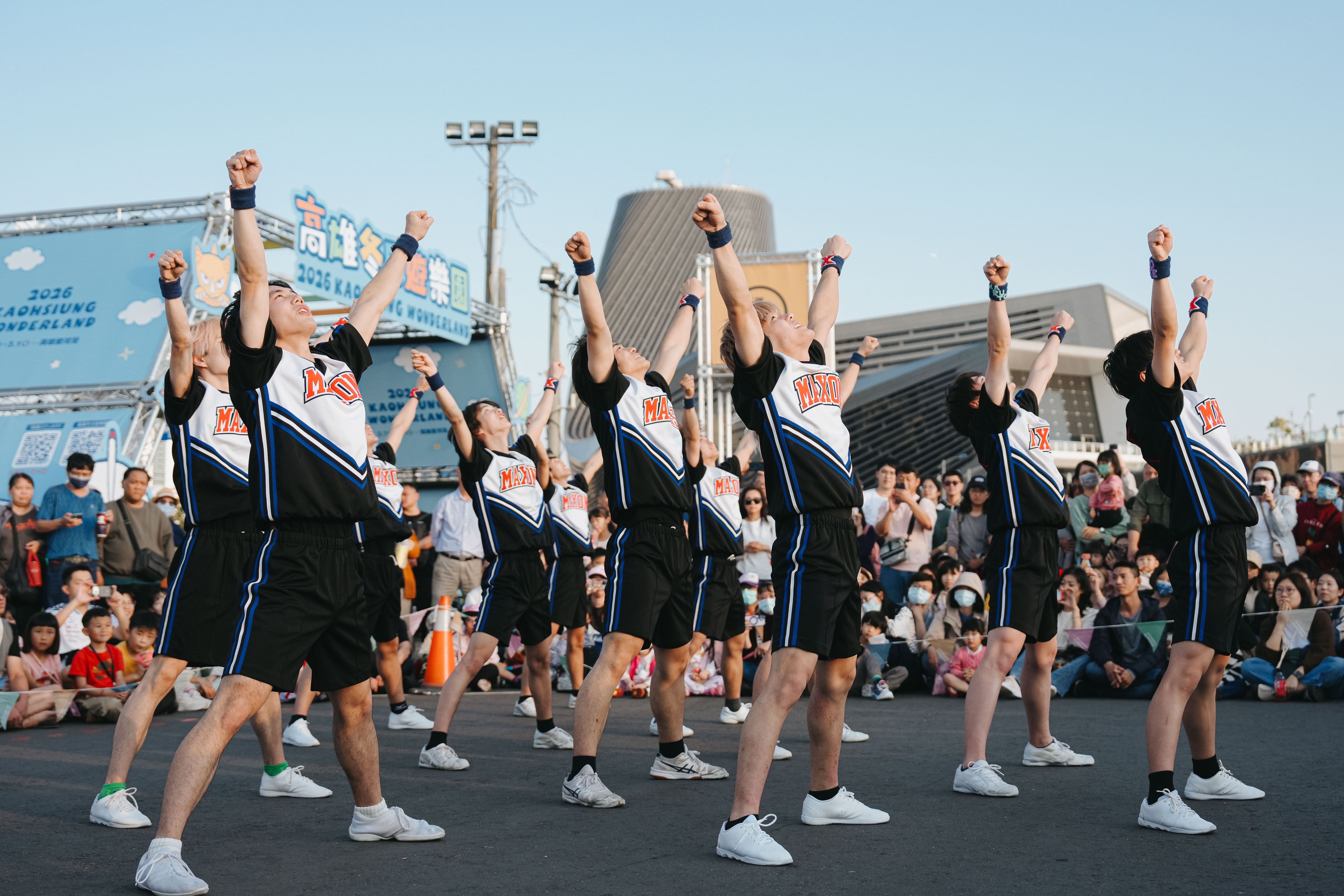 高雄與八王子締盟20週年 男子啦啦隊首度登場掀高潮   兩市透過教育扎根、農產行....