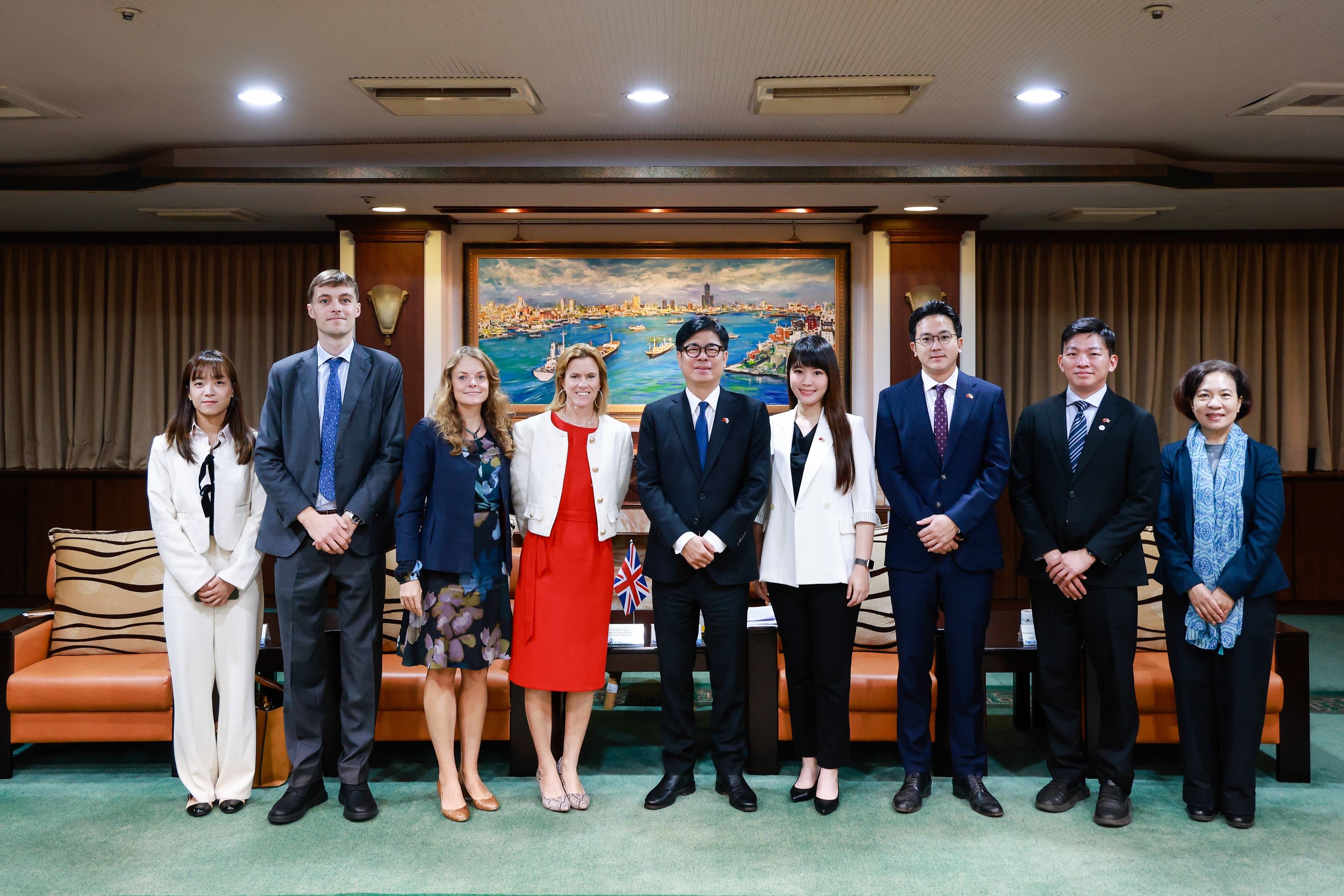 英國在台辦事處包瓊郁代表再訪高 陳其邁：共同推動台英經貿及智慧城市合作