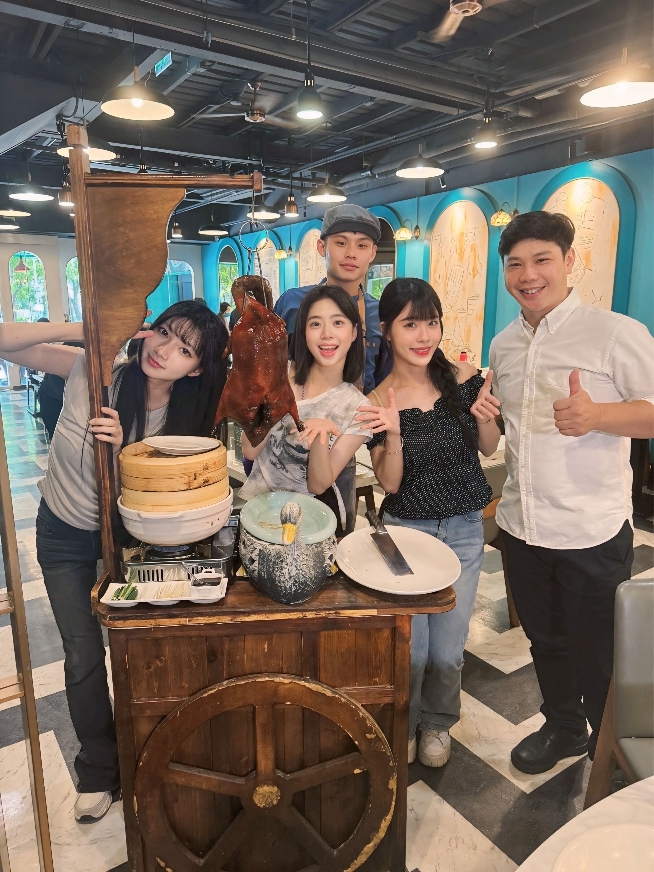 《玩客瘋高雄MAMMAMIA》全新登場！  法籍女婿吉雷米、阿諾露瑤閨密檔、台鋼....