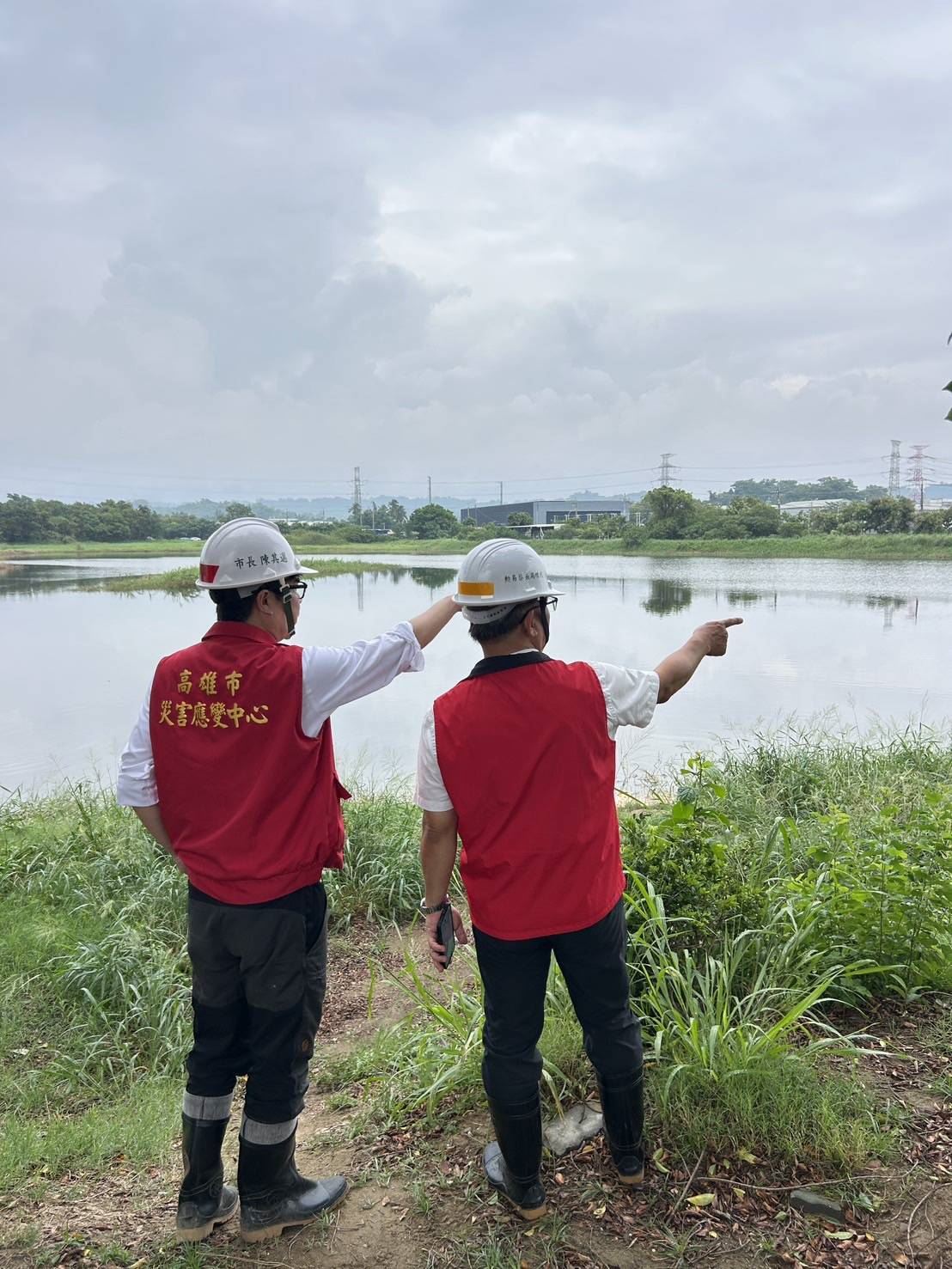 嚴防巴威颱風後西南風強降雨風險 陳其邁巡視滯洪設施運作與道路清理復原作業